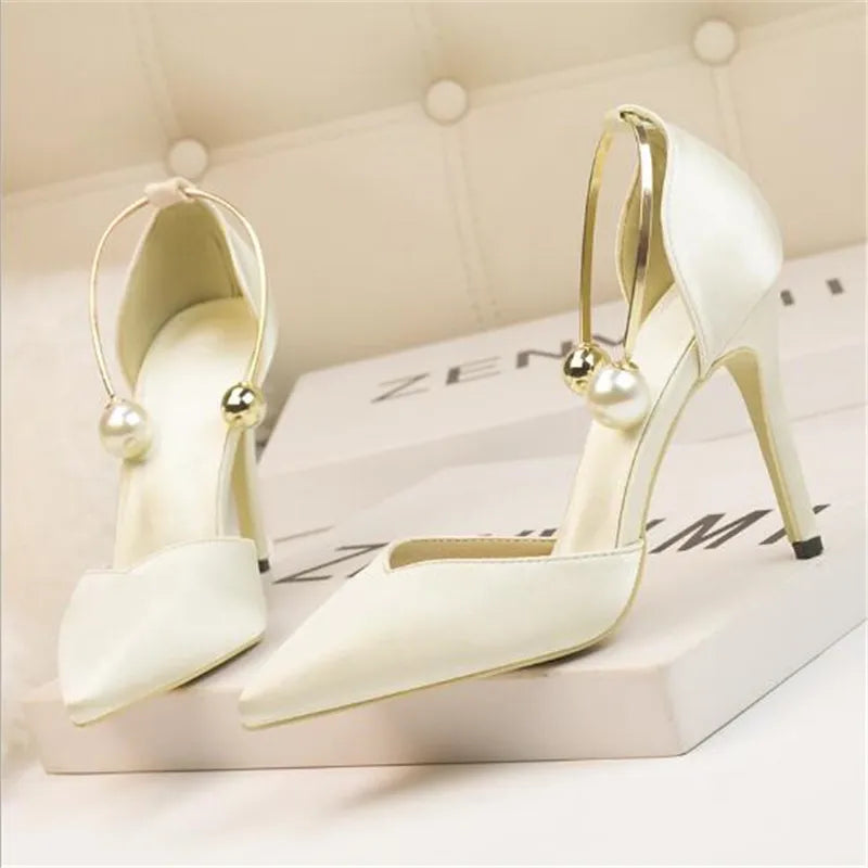 Pearl Loop Pointed-Toe Stiletto Heels